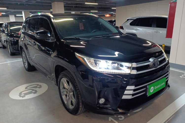 Used Toyota Highlander 2018 2.0T Four-Wheel Drive Luxury Edition 7 Seats China V Emission Standard Exterior 1