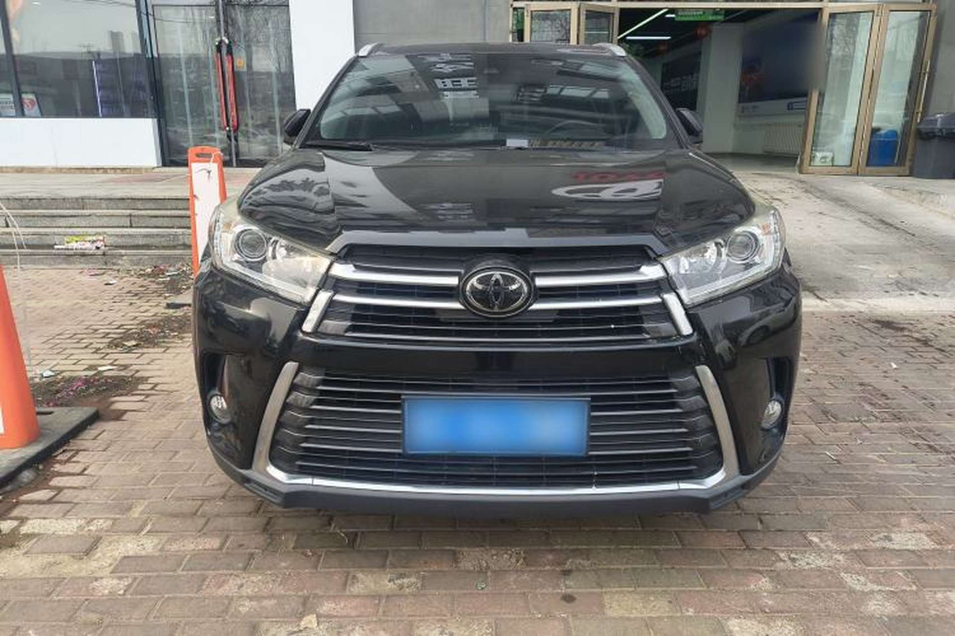 Used Toyota Highlander 2018 2.0T Four-Wheel Drive Prestige Version 7 Seats China VI Standard Exterior 1
