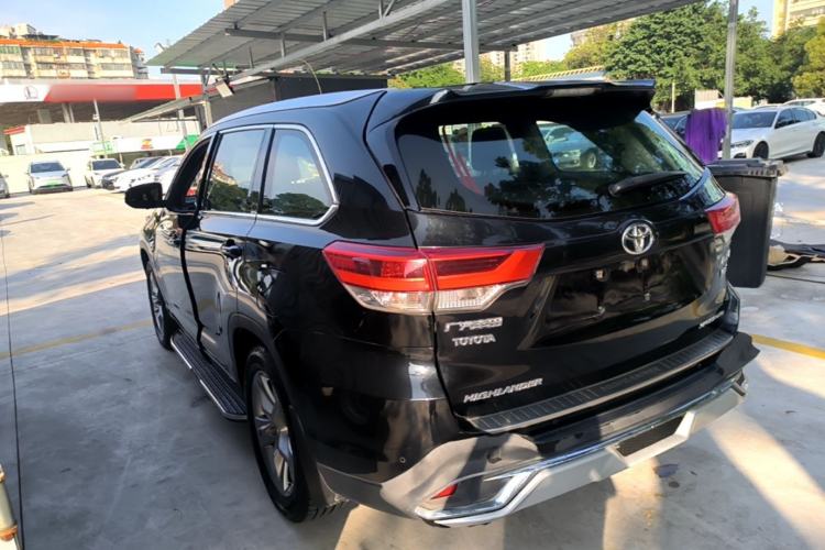 Used Toyota Highlander 2018 2.0T Four-Wheel Drive Luxury Version 7 Seats China VI Standard Exterior 2