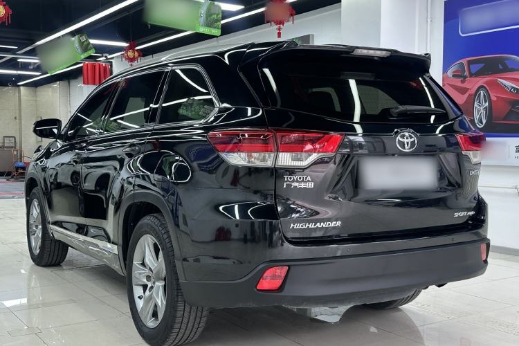 Used Toyota Highlander 2018 2.0T Four-Wheel Drive Luxury Edition 7 Seats China V Emission Standard Exterior 2