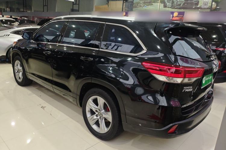 Used Toyota Highlander 2018 2.0T Four-Wheel Drive Prestige Version 7 Seats China V Emission Standard Exterior 2