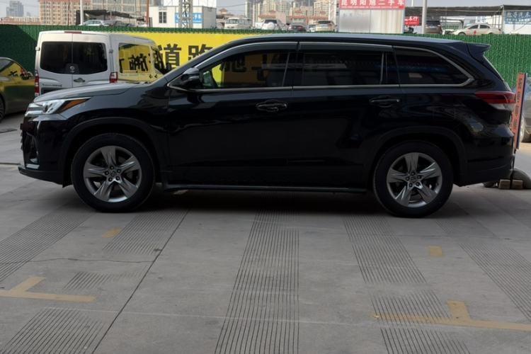 Used Toyota Highlander 2018 2.0T Four-Wheel Drive Supreme Edition 7-Seater China VI Exterior 2