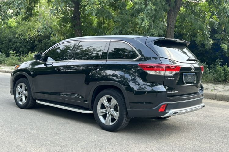 Used Toyota Highlander 2018 2.0T Four-Wheel Drive Luxury Version 7 Seats China VI Standard Exterior 2