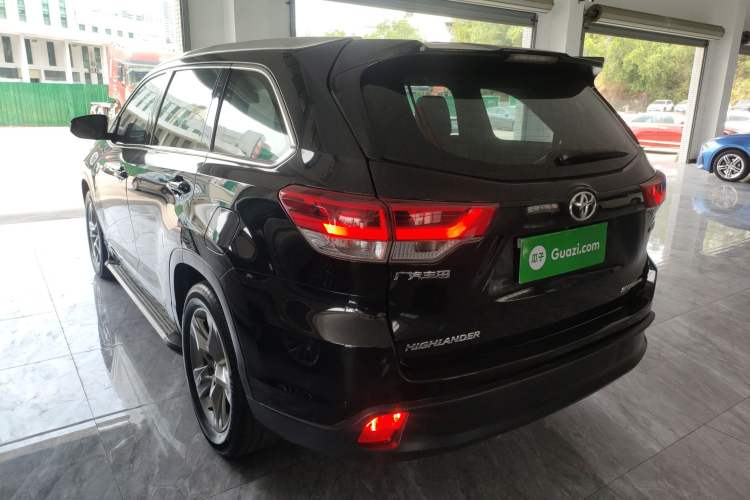 Used Toyota Highlander 2018 2.0T Four-Wheel Drive Luxury Version 7 Seats China VI Standard Exterior 2