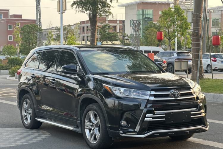 Used Toyota Highlander 2018 2.0T Four-Wheel Drive Luxury Version 7 Seats China VI Standard Exterior 2