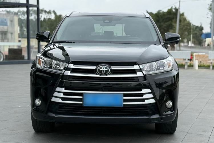 Used Toyota Highlander 2018 2.0T Four-Wheel Drive Luxury Edition 7 Seats China V Emission Standard Exterior 2