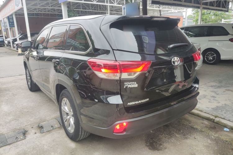 Used Toyota Highlander 2018 2.0T Two-Wheel Drive Elite Edition 5 Seats Emission Standard China V Exterior 2