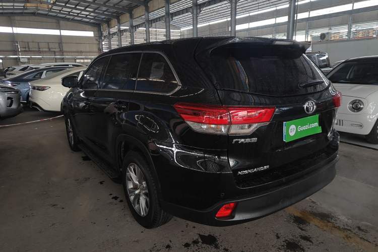 Used Toyota Highlander 2018 2.0T Two-Wheel Drive Elite Version 5 Seats China VI Standard Exterior 2