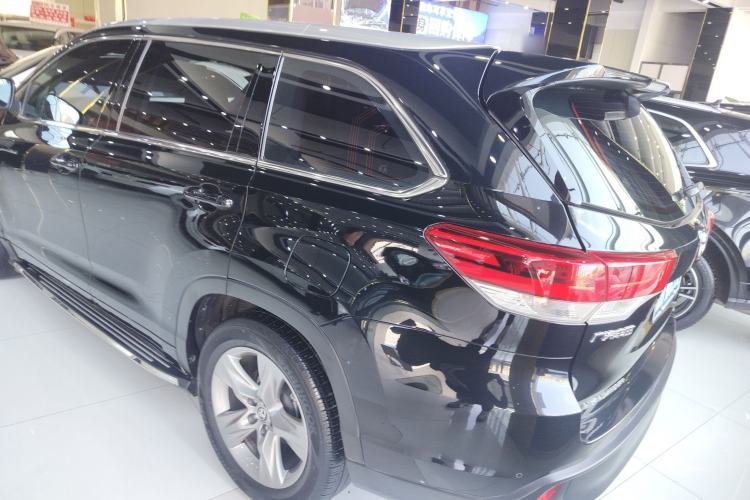 Used Toyota Highlander 2018 2.0T Four-Wheel Drive Luxury Version 7 Seats China VI Standard Exterior 2