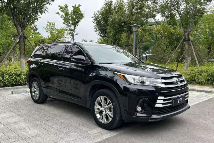 Used Toyota Highlander 2018 2.0T Two-Wheel Drive Elite Edition 7 Seats Emission Standard China V Exterior 2