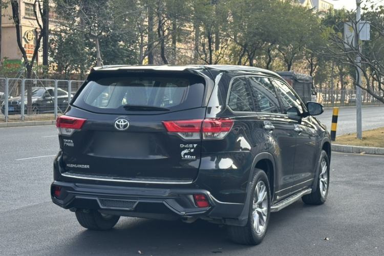 Used Toyota Highlander 2018 2.0T Two-Wheel Drive Elite Version 5 Seats China VI Standard Exterior 3