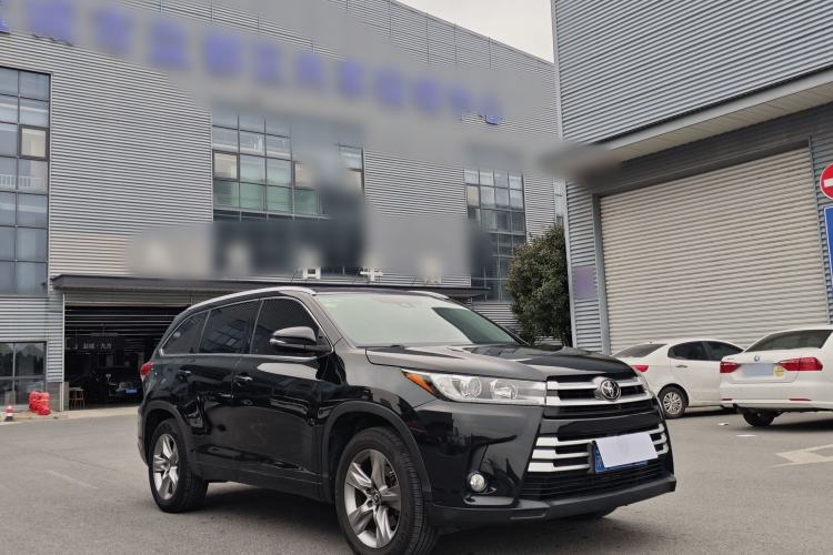 Used Toyota Highlander 2018 2.0T Four-Wheel Drive Luxury Version 7 Seats China VI Standard Exterior 3