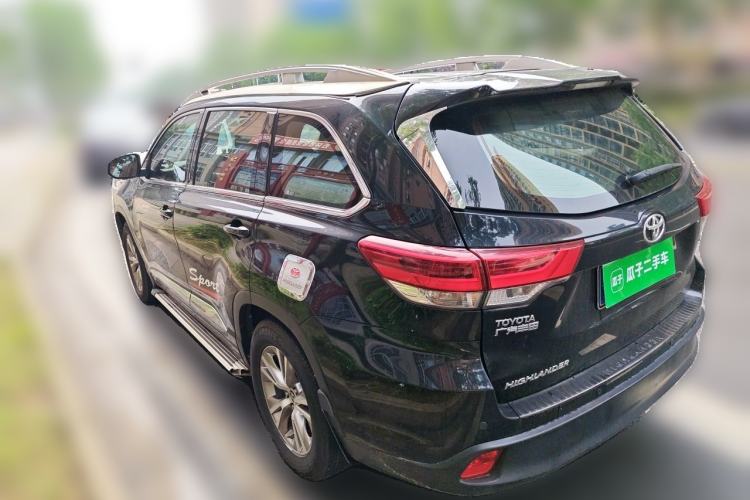 Used Toyota Highlander 2018 2.0T Two-Wheel Drive Elite Edition 5 Seats Emission Standard China V Exterior 3