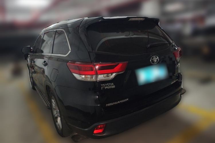 Used Toyota Highlander 2018 2.0T Four-Wheel Drive Luxury Edition 7 Seats China V Emission Standard Exterior 3