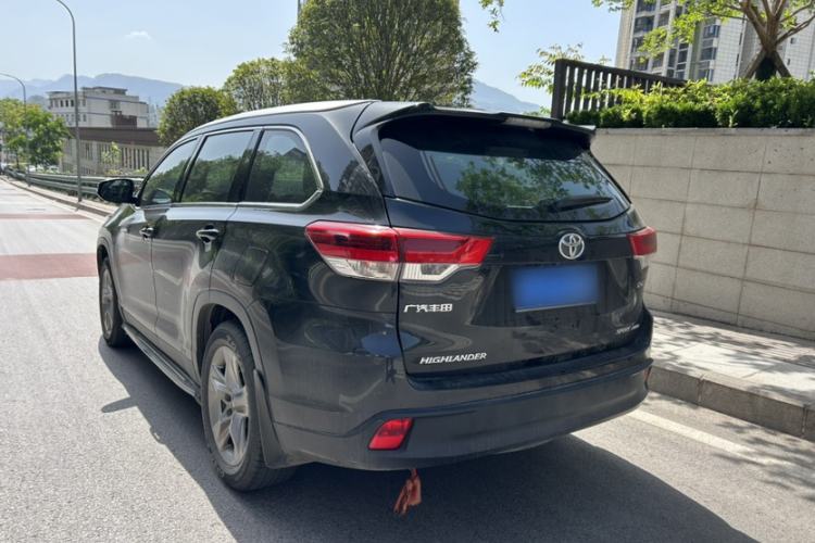 Used Toyota Highlander 2018 2.0T Four-Wheel Drive Luxury Version 7 Seats China VI Standard Exterior 3