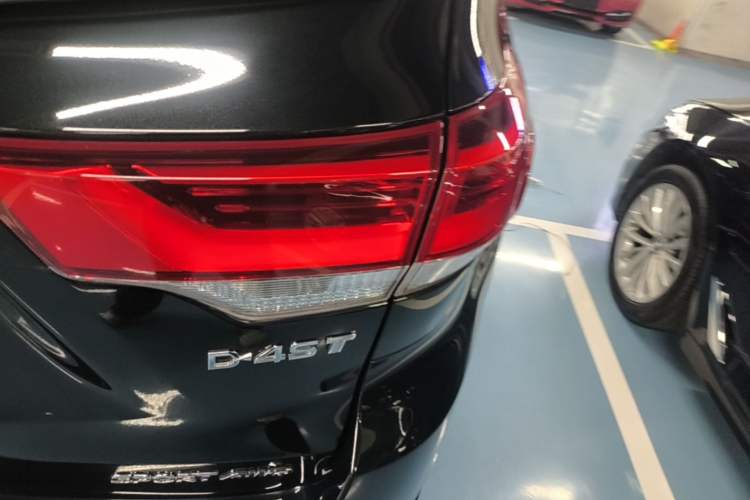 Used Toyota Highlander 2018 2.0T Four-Wheel Drive Prestige Version 7 Seats China VI Standard Exterior 3