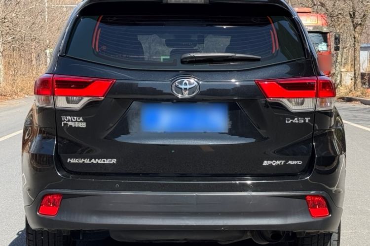 Used Toyota Highlander 2018 2.0T Four-Wheel Drive Luxury Edition 7 Seats China V Emission Standard Exterior 4