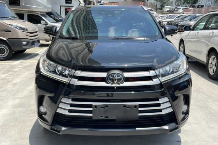 Used Toyota Highlander 2018 2.0T Four-Wheel Drive Luxury Version 7 Seats China VI Standard Exterior 4