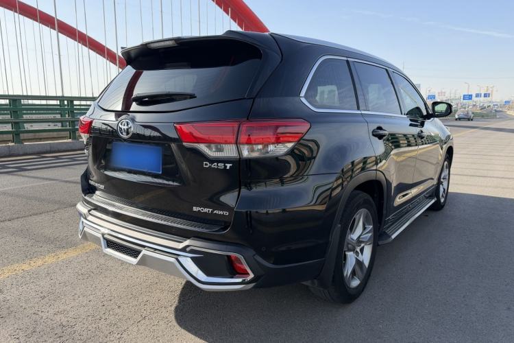 Used Toyota Highlander 2018 2.0T Four-Wheel Drive Luxury Version 7 Seats China VI Standard Exterior 4
