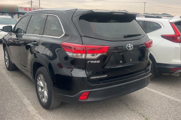 Used Toyota Highlander 2018 2.0T Two-Wheel Drive Elite Edition 7 Seats China VI Standard Exterior 4