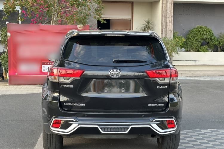Used Toyota Highlander 2018 2.0T Four-Wheel Drive Luxury Version 7 Seats China VI Standard Exterior 4