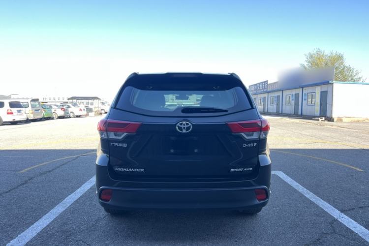 Used Toyota Highlander 2018 2.0T Four-Wheel Drive Luxury Version 7 Seats China VI Standard Exterior 4
