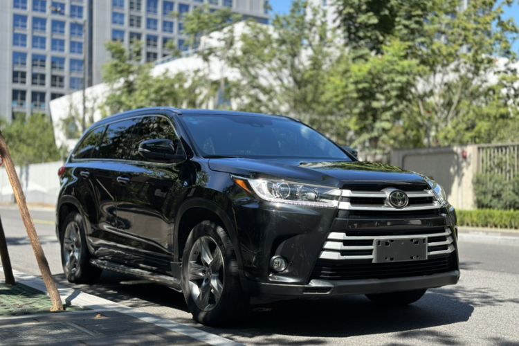Used Toyota Highlander 2018 2.0T Four-Wheel Drive Luxury Version 7 Seats China VI Standard Exterior 4