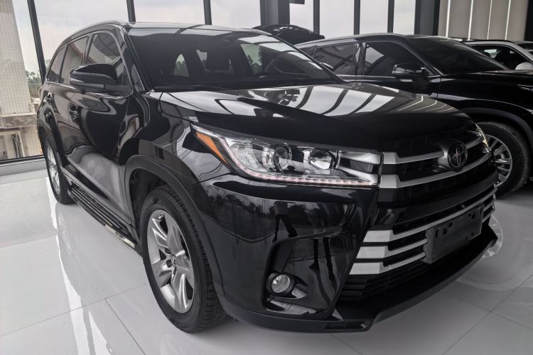 Used Toyota Highlander 2018 2.0T Four-Wheel Drive Luxury Edition 7 Seats China V Emission Standard Exterior 4