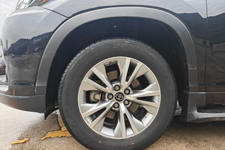 Used Toyota Highlander 2018 2.0T Four-Wheel Drive Elite Edition 7 Seats China VI Standard Exterior 4