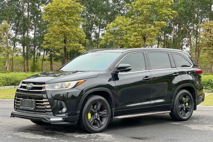 Used Toyota Highlander 2018 2.0T Four-Wheel Drive Knight Edition 7 Seats China VI Standard Exterior 5