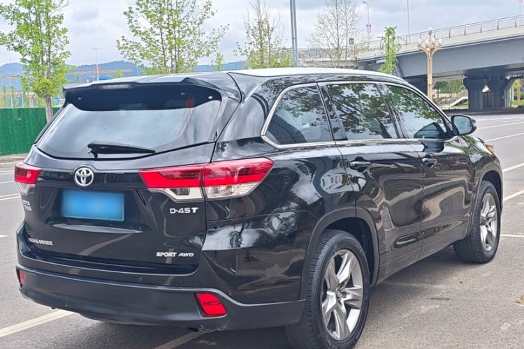 Used Toyota Highlander 2018 2.0T Four-Wheel Drive Prestige Version 7 Seats China V Emission Standard Exterior 5