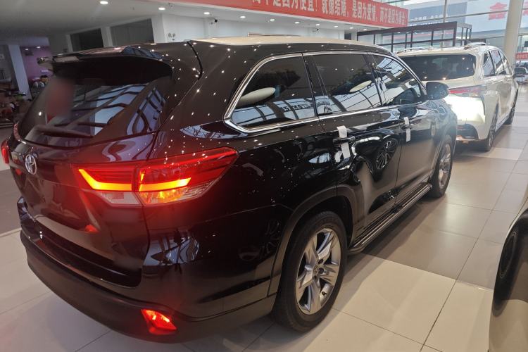 Used Toyota Highlander 2018 2.0T Two-Wheel Drive Luxury Edition 7 Seats China VI Standard Exterior 5