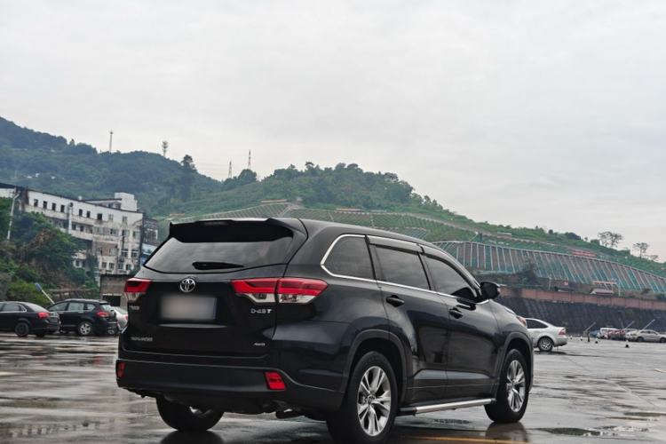 Used Toyota Highlander 2018 2.0T Four-Wheel Drive Elite Edition 7 Seats China VI Standard Exterior 5