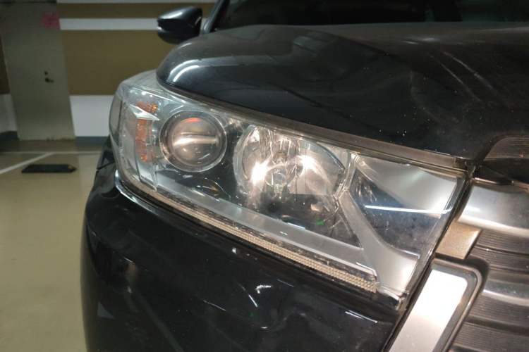 Used Toyota Highlander 2018 2.0T Four-Wheel Drive Prestige Version 7 Seats China VI Standard Exterior 6