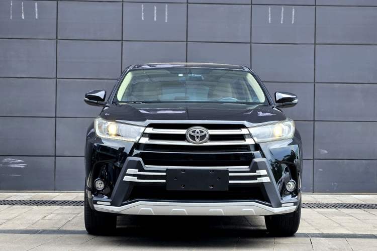 Used Toyota Highlander 2018 2.0T Two-Wheel Drive Elite Edition 5 Seats Emission Standard China V Exterior 6