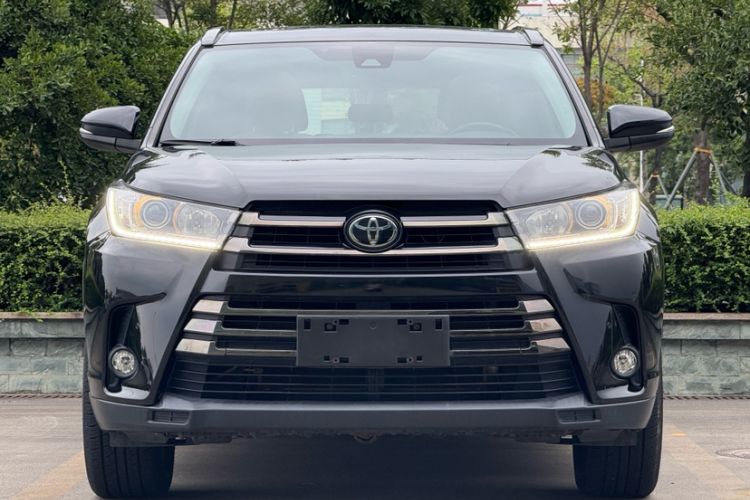 Used Toyota Highlander 2018 2.0T Four-Wheel Drive Knight Edition 7 Seats China VI Standard Exterior 6