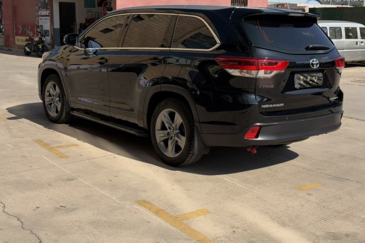 Used Toyota Highlander 2018 2.0T Four-Wheel Drive Luxury Edition 7 Seats China V Emission Standard Exterior 6
