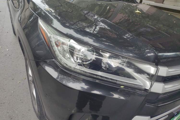 Used Toyota Highlander 2018 2.0T Four-Wheel Drive Luxury Version 7 Seats China VI Standard Exterior 6