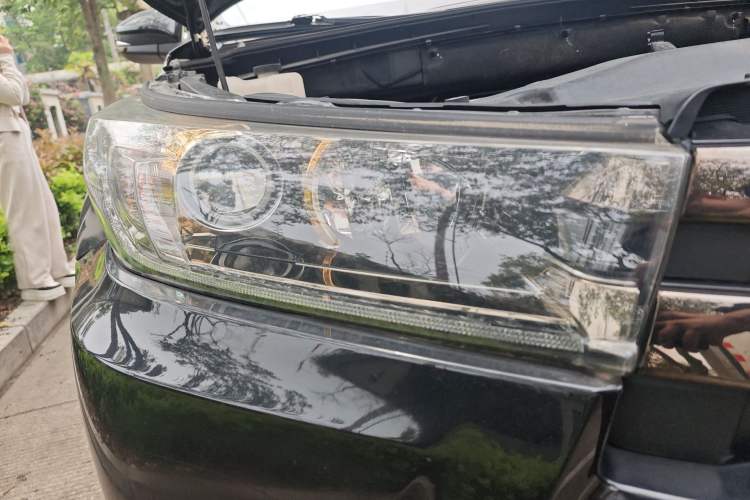 Used Toyota Highlander 2018 2.0T Four-Wheel Drive Knight Edition 7 Seats China VI Standard Exterior 6