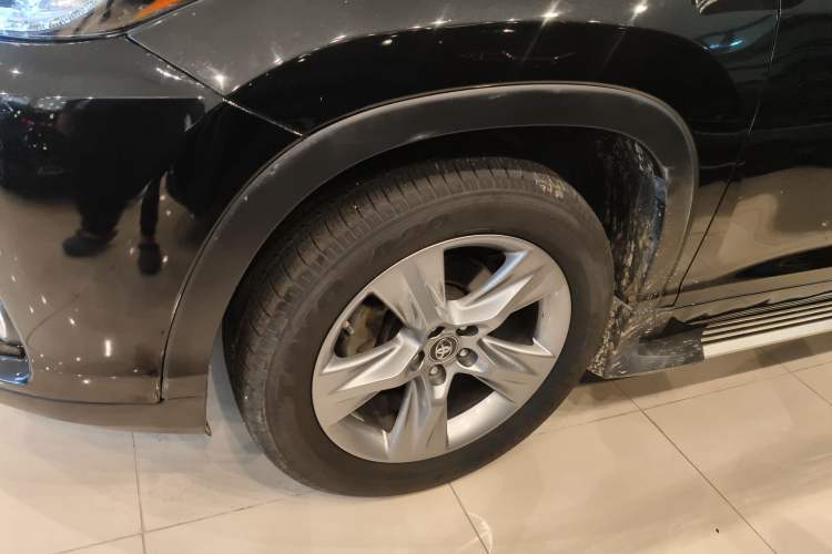 Used Toyota Highlander 2018 2.0T Four-Wheel Drive Knight Edition 7 Seats China VI Standard Exterior 7