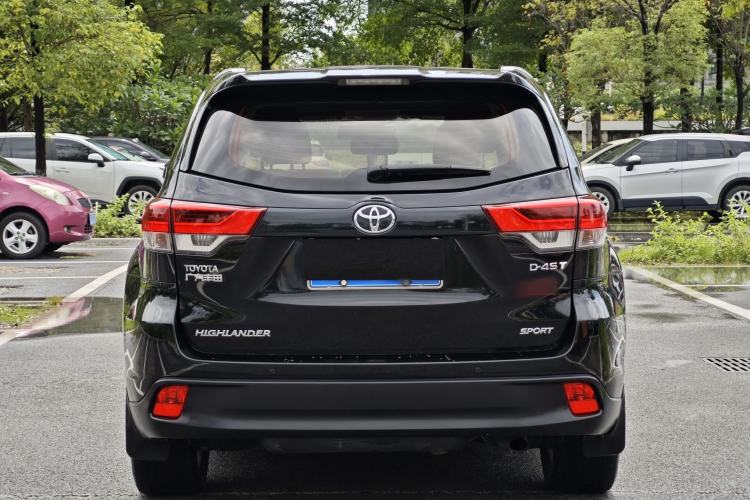Used Toyota Highlander 2018 2.0T Two-Wheel Drive Luxury Edition 7 Seats China VI Standard Exterior 7