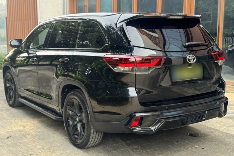 Used Toyota Highlander 2018 2.0T Four-Wheel Drive Knight Edition 7 Seats China VI Standard Exterior 8