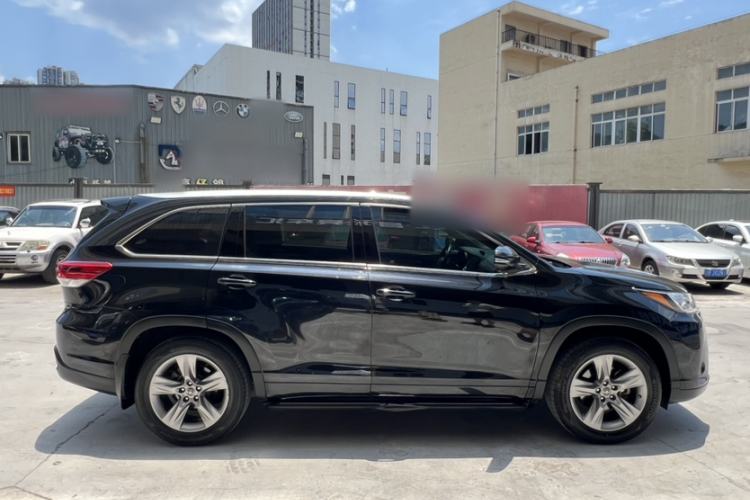 Used Toyota Highlander 2018 2.0T Four-Wheel Drive Luxury Version 7 Seats China VI Standard Exterior 8