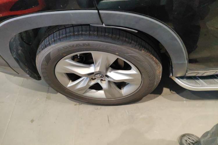 Used Toyota Highlander 2018 2.0T Four-Wheel Drive Luxury Version 7 Seats China VI Standard Exterior 8