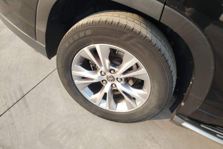Used Toyota Highlander 2018 2.0T Two-Wheel Drive Elite Edition 7 Seats Emission Standard China V Exterior 8