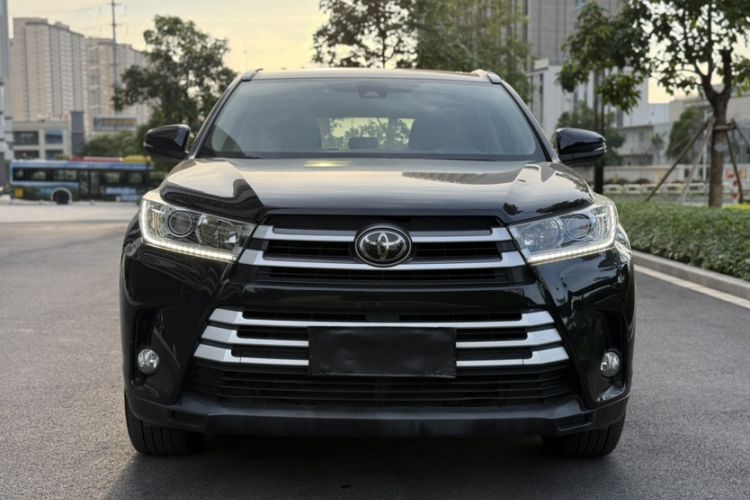 Used Toyota Highlander 2018 2.0T Four-Wheel Drive Luxury Version 7 Seats China VI Standard Exterior 8
