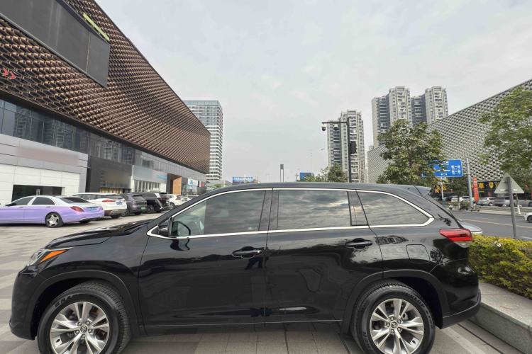 Used Toyota Highlander 2018 2.0T Two-Wheel Drive Elite Edition 5 Seats Emission Standard China V Exterior 9