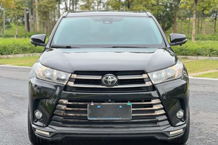 Used Toyota Highlander 2018 2.0T Four-Wheel Drive Knight Edition 7 Seats China VI Standard Exterior 9