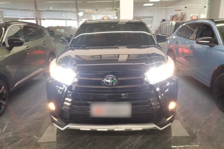 Used Toyota Highlander 2018 2.0T Four-Wheel Drive Knight Edition 7 Seats China VI Standard Front
