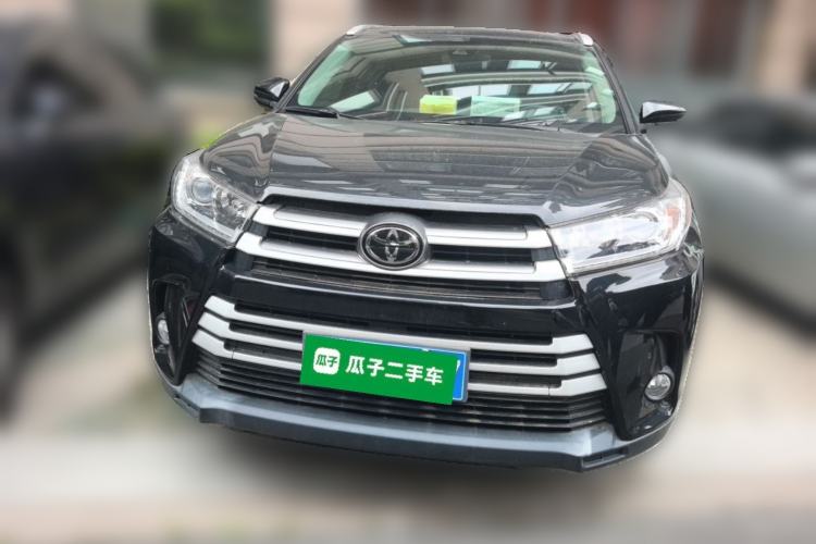 Used Toyota Highlander 2018 2.0T Two-Wheel Drive Luxury Edition 7 Seats China VI Standard Front
